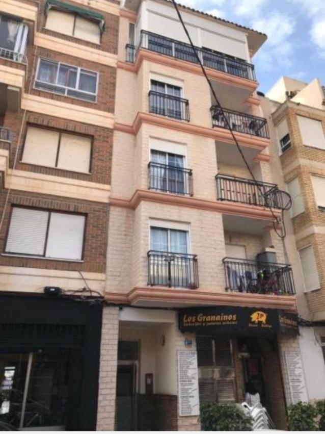 Apartamento Con 2 Stanze Letto Торевиеха Екстериор снимка